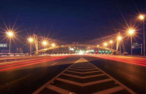 北京機(jī)場(chǎng)快速及京承高速公路照明